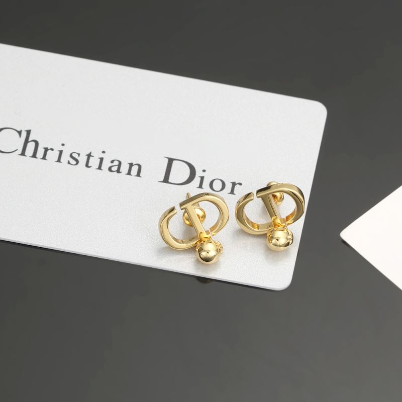 chr1st1an D10r earrings